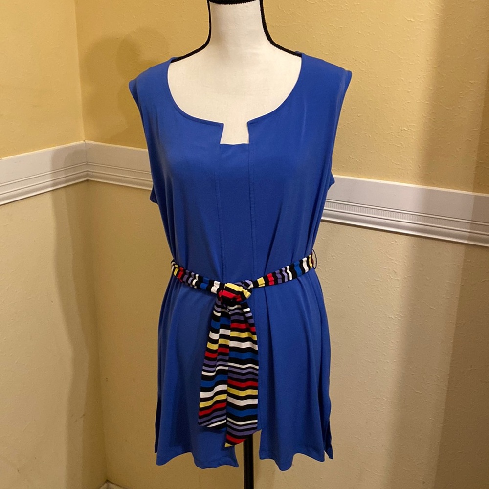 Antthony Original Large Sleeveless Top